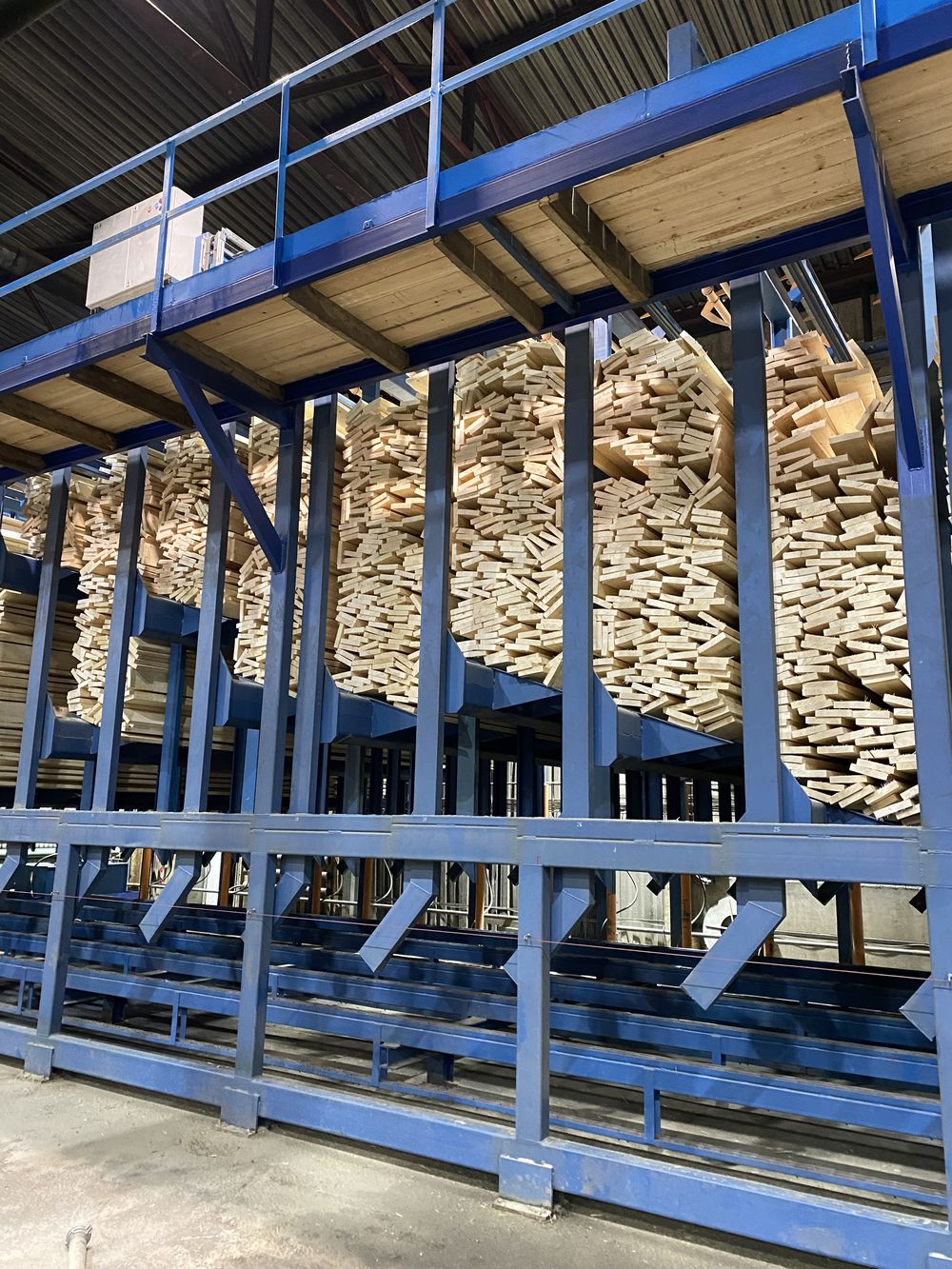 Production of lumber sorting lines